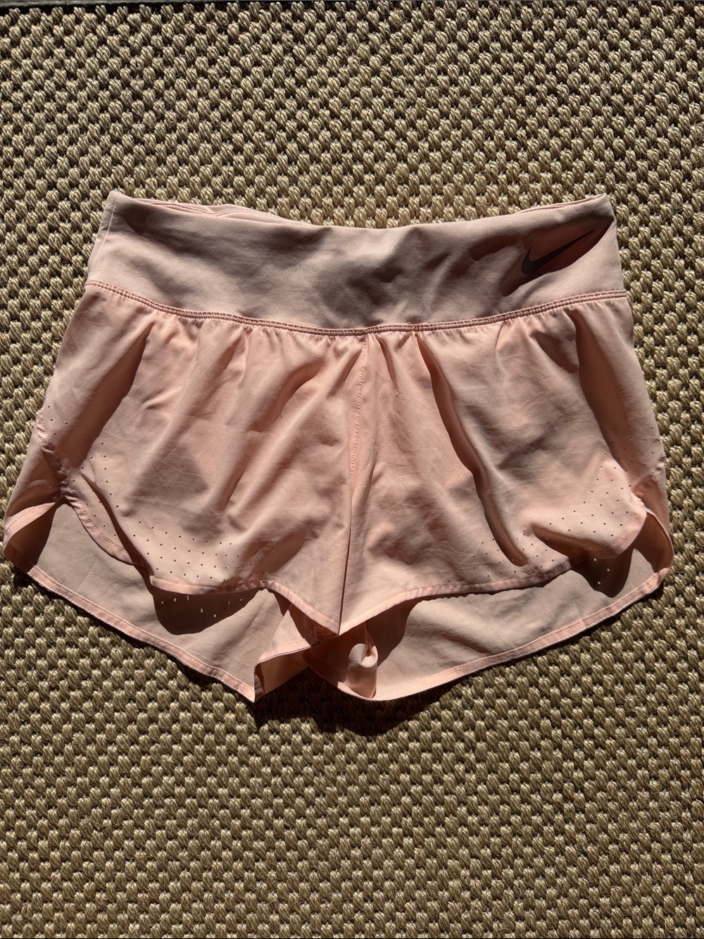 Nike Women’s Light Pink Athletic Running Shorts size medium
